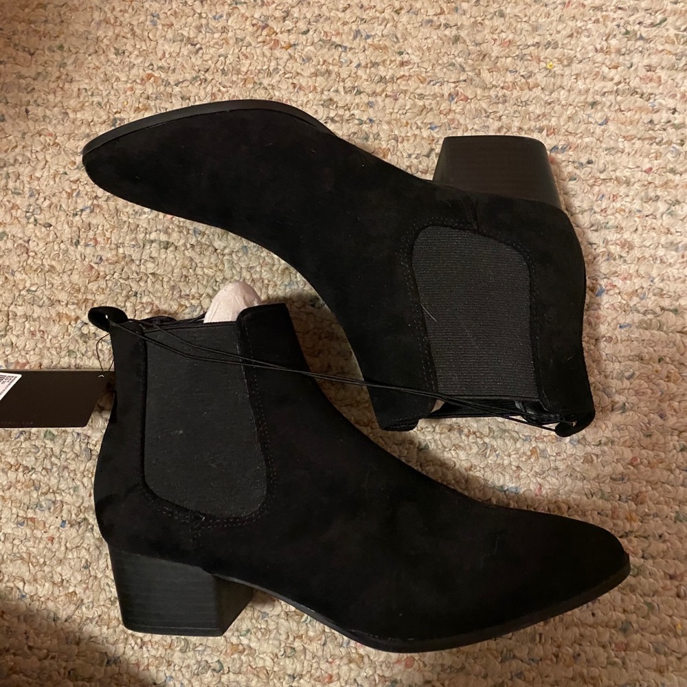 Black Forever 21 Chelsea Boot